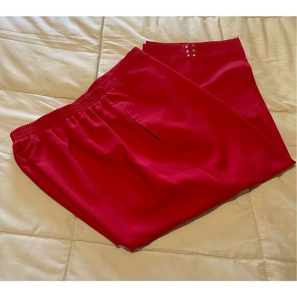 NWOT Alfred Dunner Red Capris - Picture 1 of 8